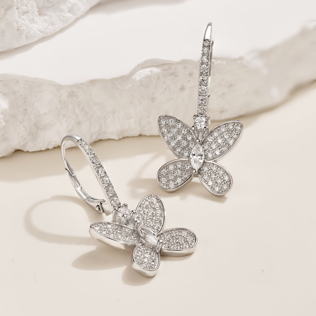 Fluture cu diamante - CZ