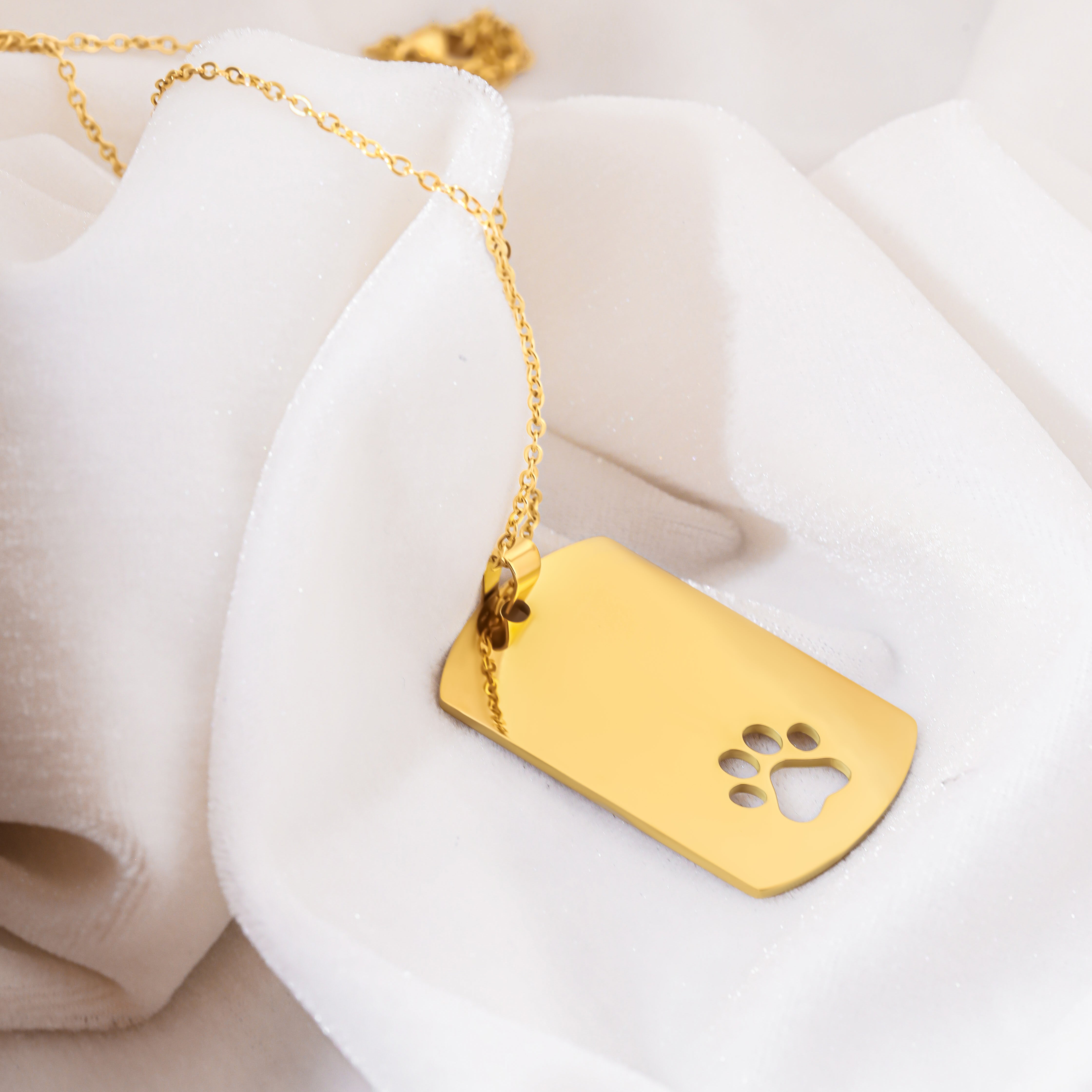 Etichetă colier mare cu labută