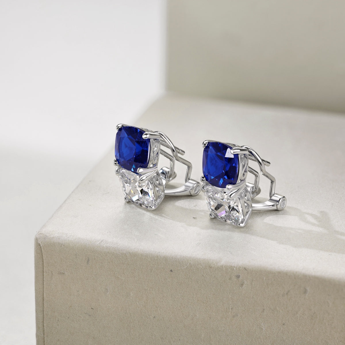 Cercei - Blue diamond - CZ