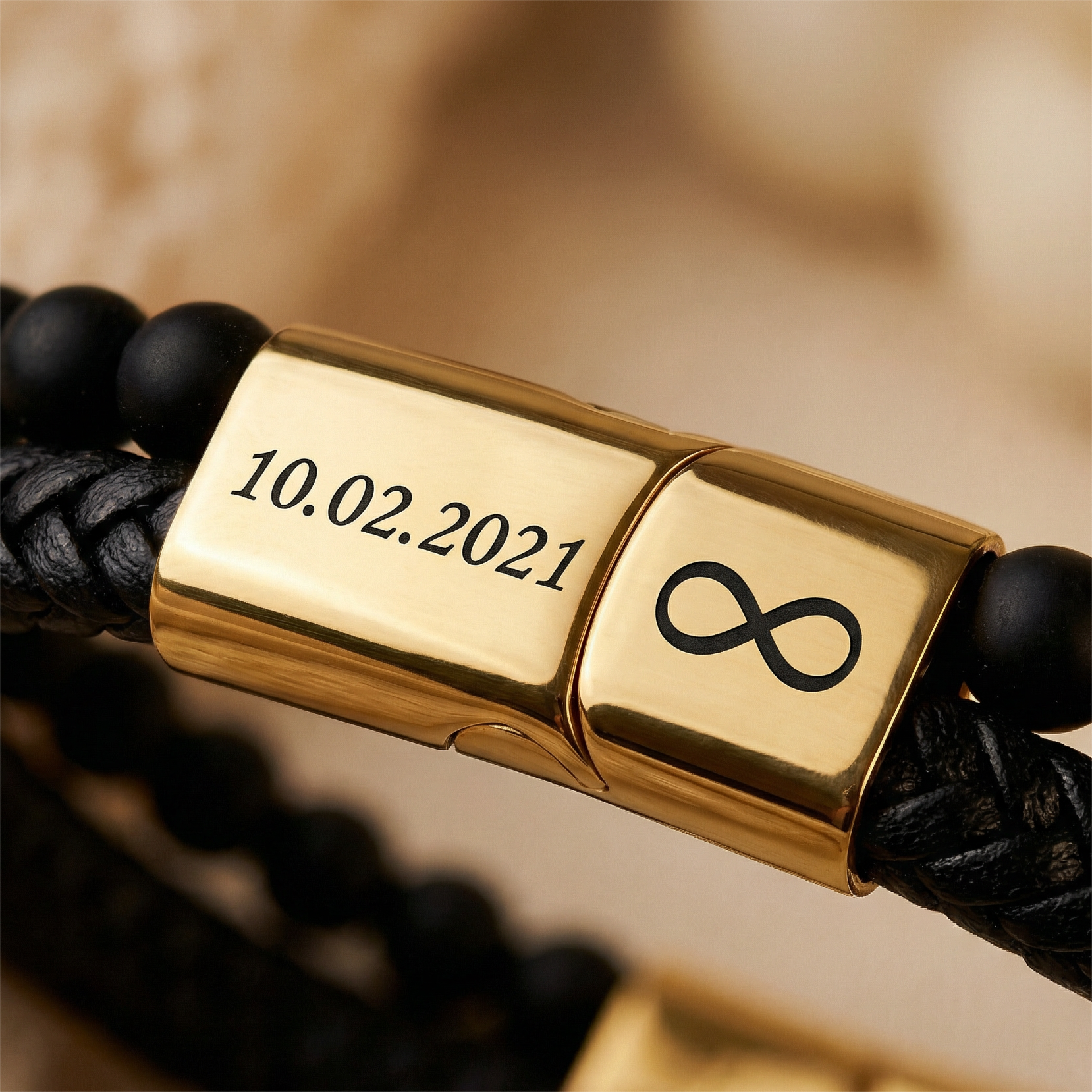 Bar with beads bracelet