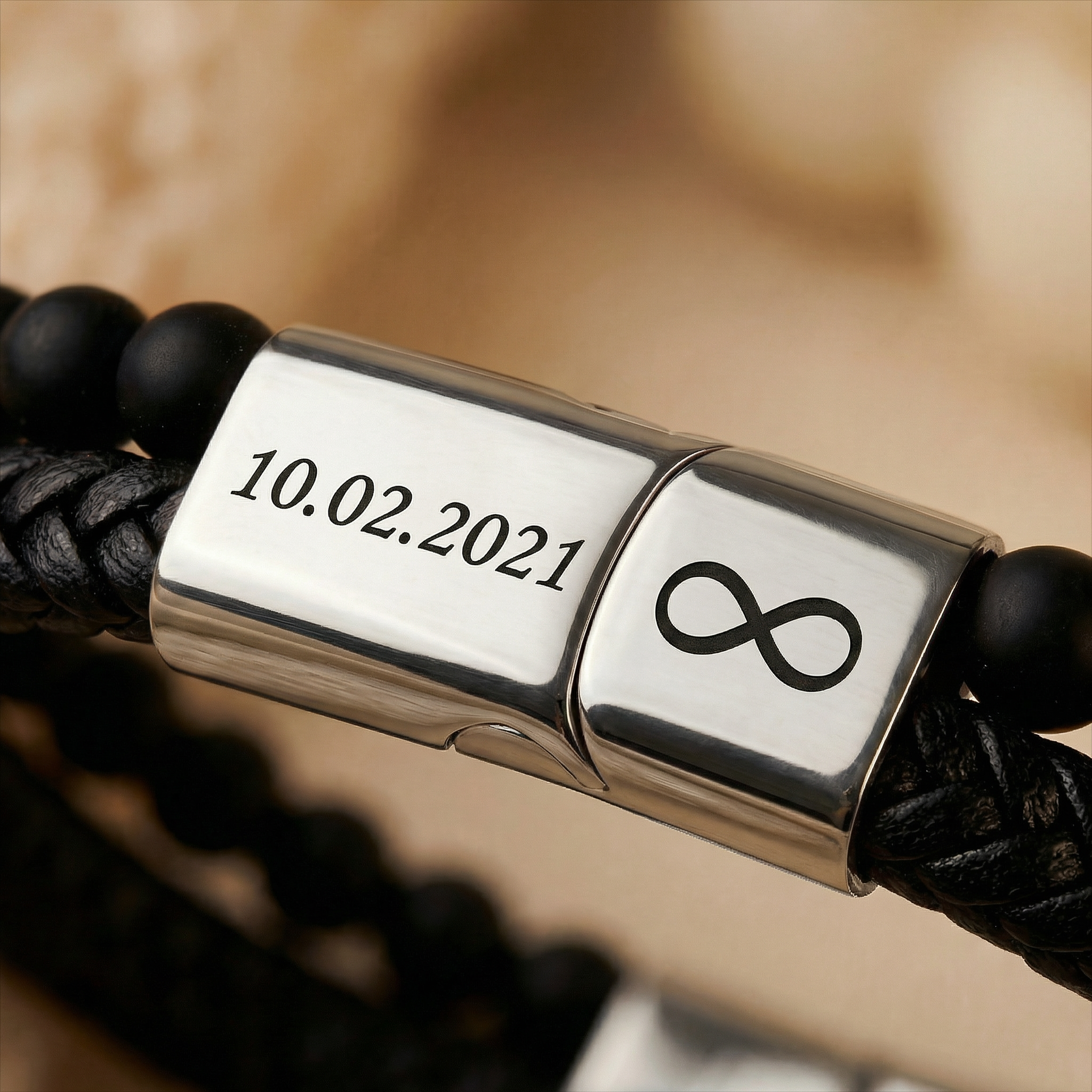 Bar with beads bracelet
