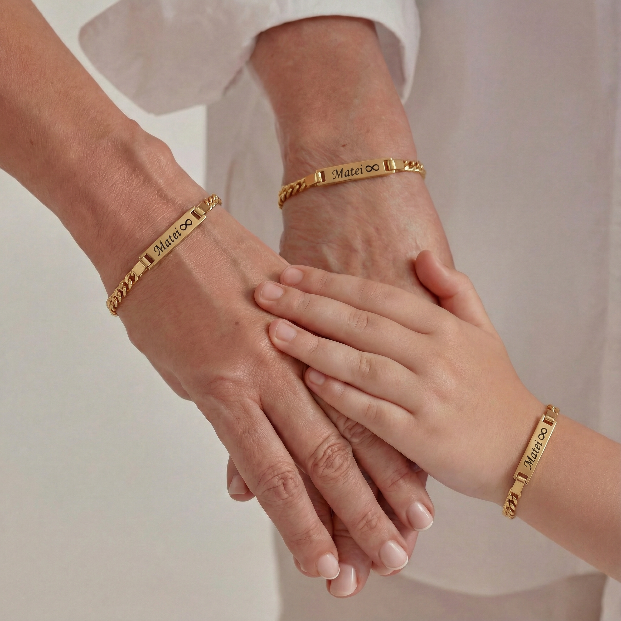 Children's small bar bracelet