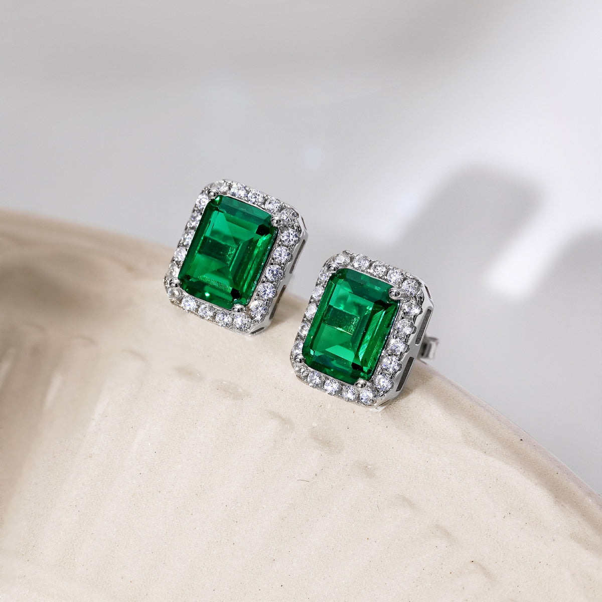 Cercei - Elegance Royale - synthetic emerald - CZ