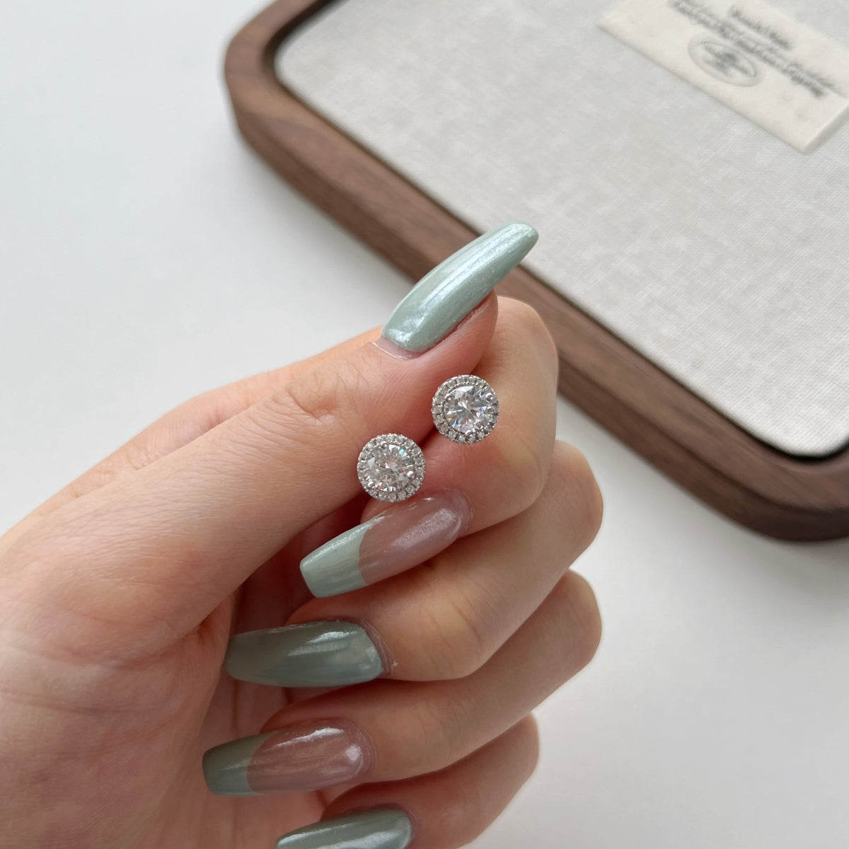 SET - BASIC  - CZ