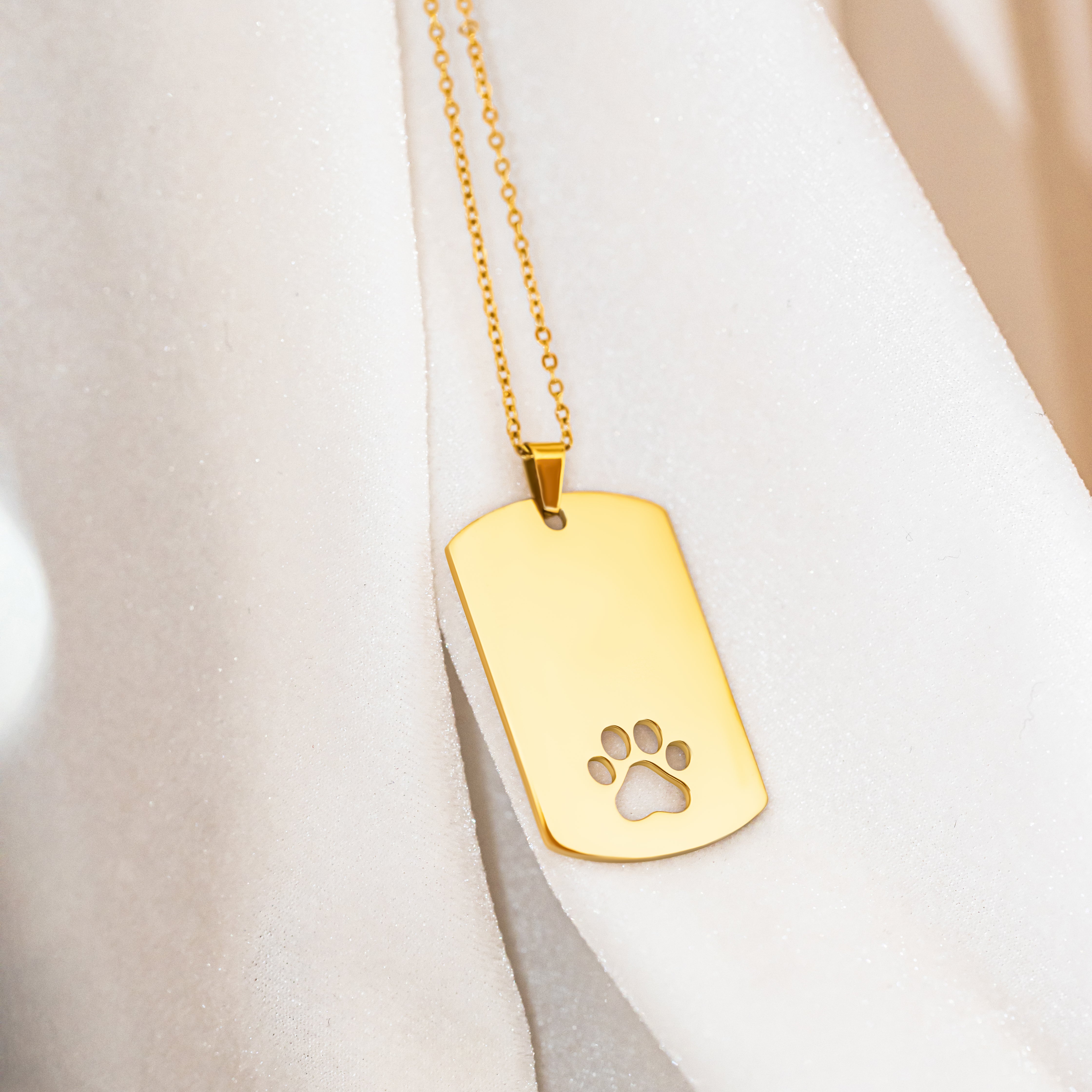 Etichetă colier mare cu labută