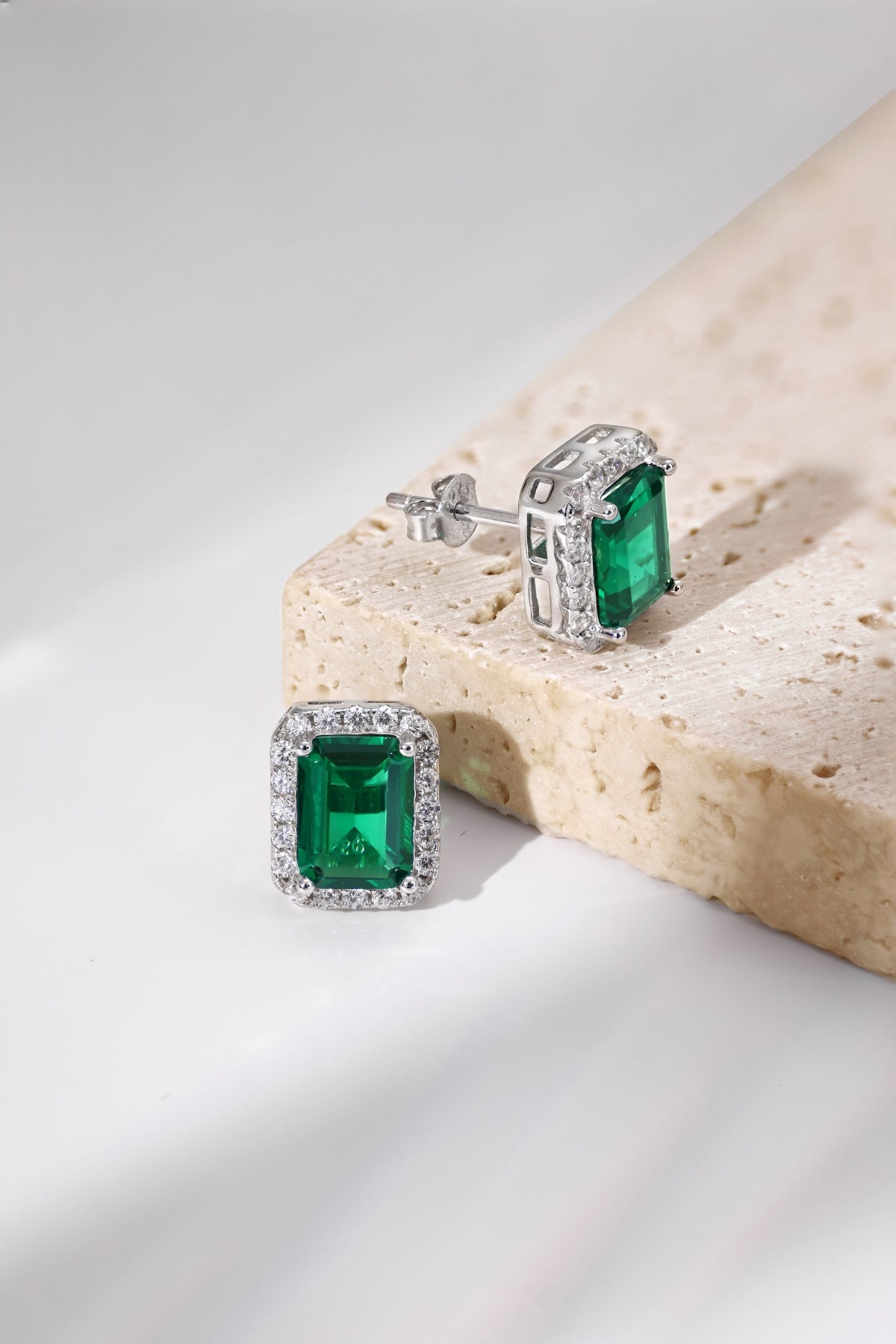 Cercei - Elegance Royale - synthetic emerald - CZ