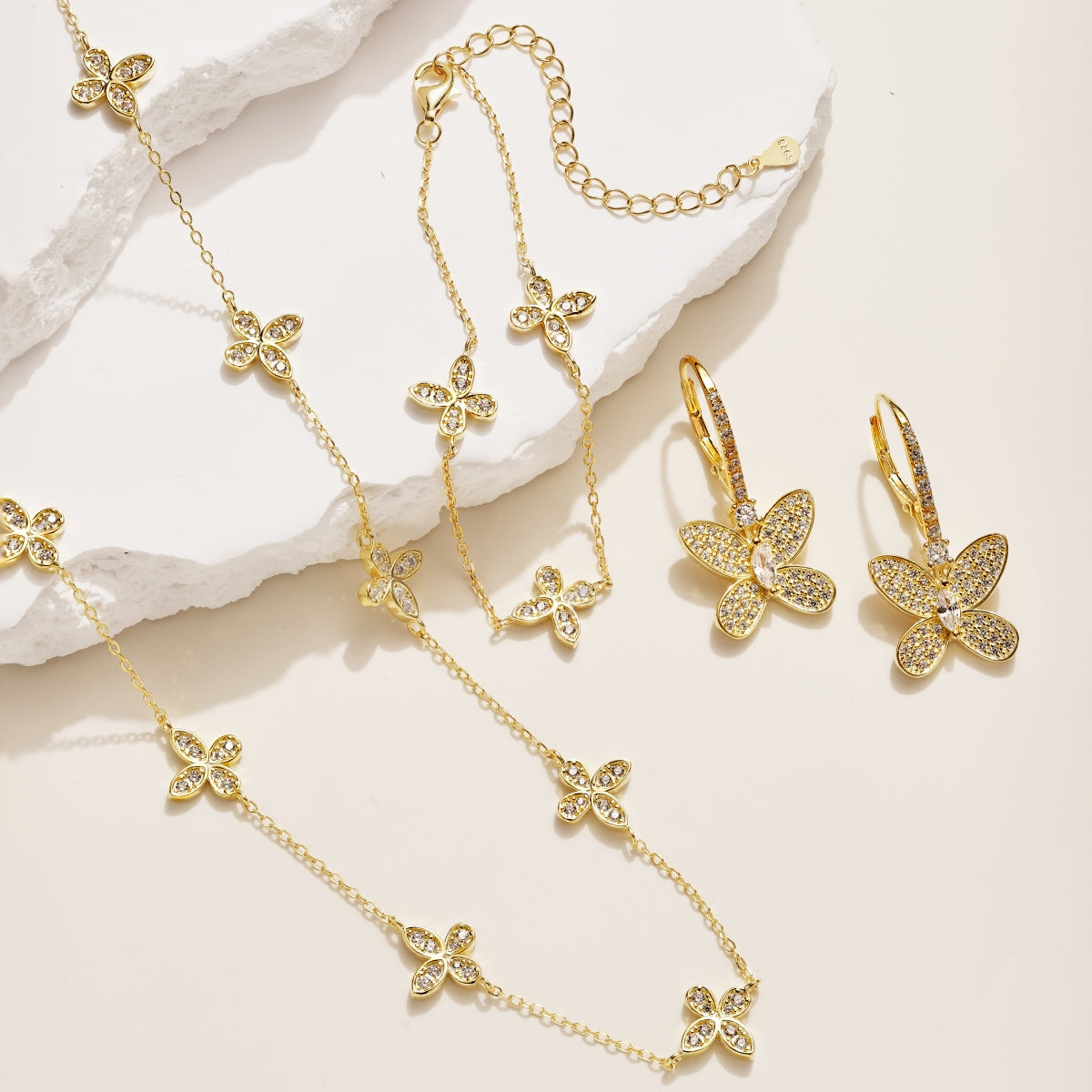Cercei - Fluture  cu Diamante - CZ